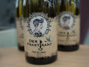 Der Praktikant - Riesling von Rockabilly Weinkult